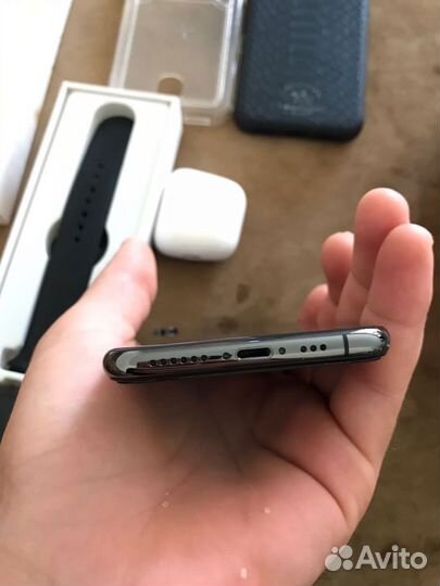 Телефон iPhone xs max 256 gb