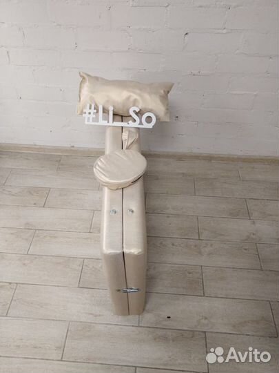 Массажная кушетка (стол) в аренду (на прокат)