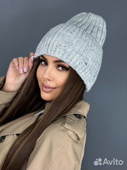 Шапка женская вязаная модная теплая