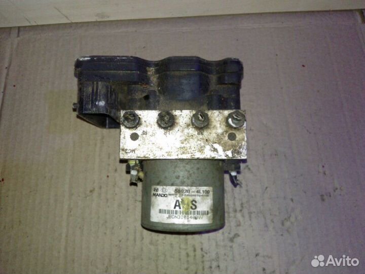 Блок ABS (насос) Hyundai Solaris 1 2015-2017