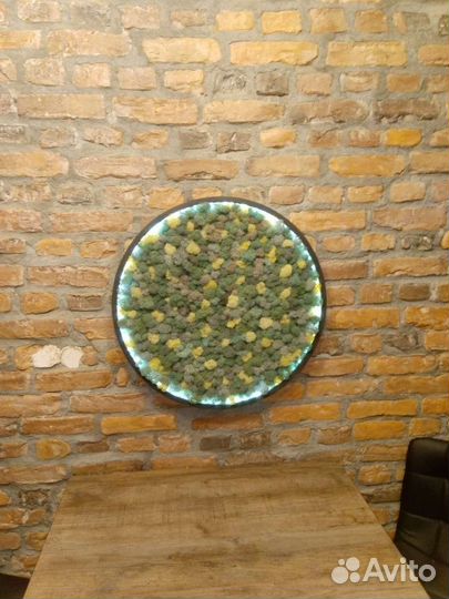 Панно со мхом