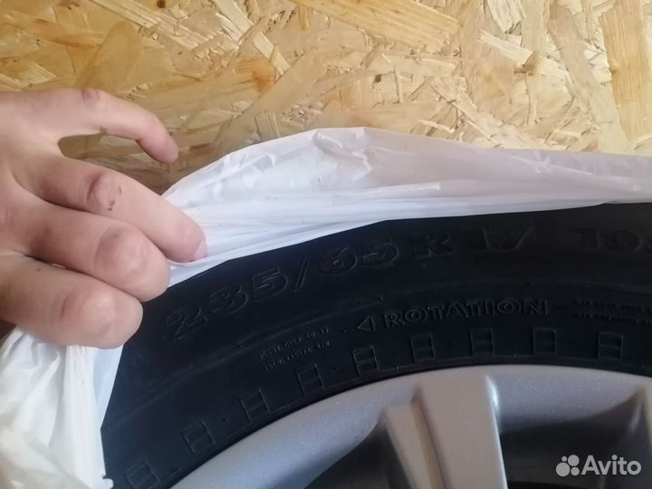 Nokian Tyres Hakkapeliitta 8 SUV 235/65 R17 108