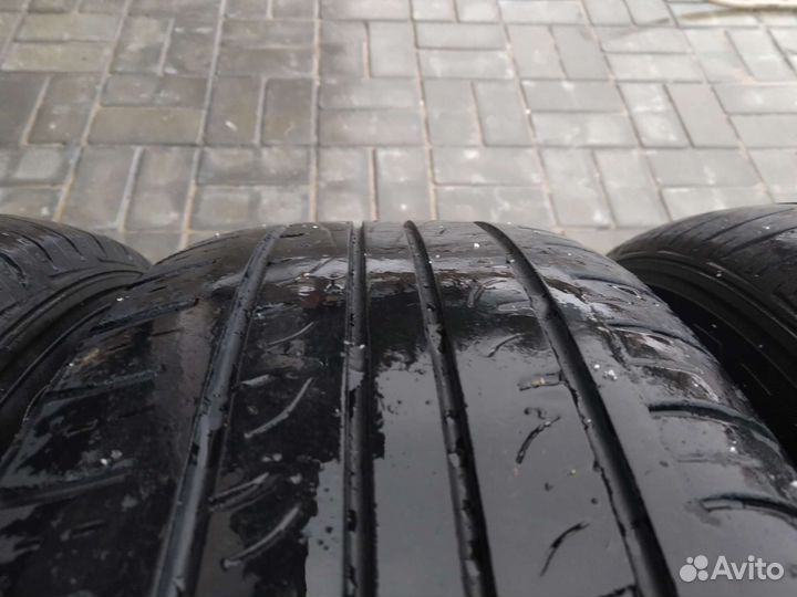 Nexen Classe Premiere 672A 215/65 R16