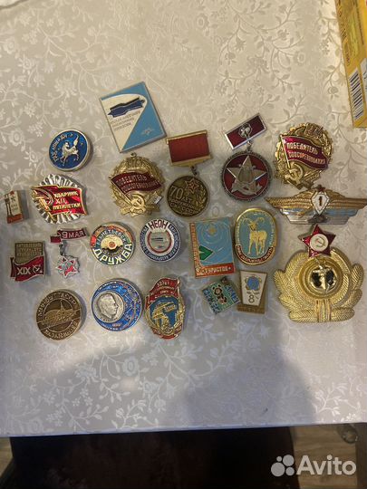 Юбилейные значки и медали муляж
