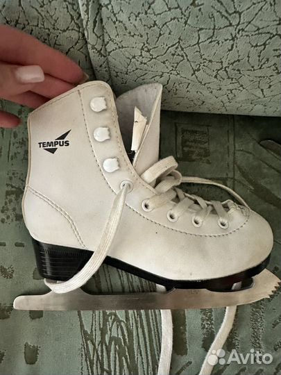 Коньки фигурные