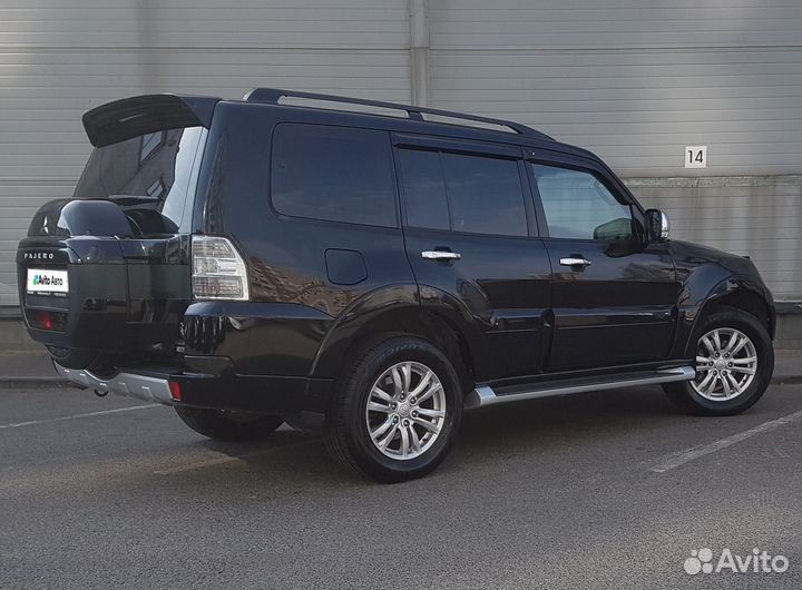 Mitsubishi Pajero 3.8 AT, 2017, 99 157 км