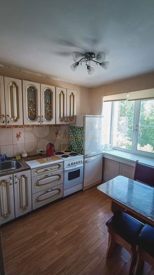 1-к. квартира, 30 м², 5/5 эт.