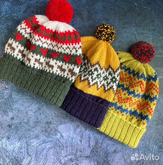 Вязанная шапка на заказ жаккард