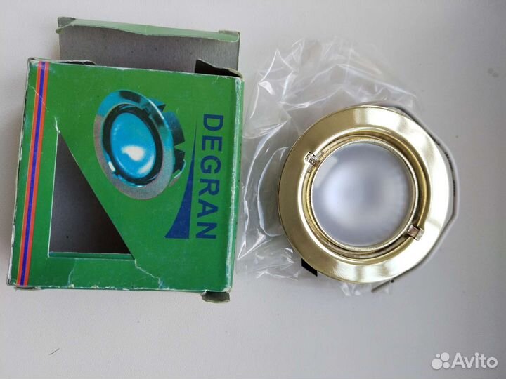 Точечные встраиваемые светильники15шт