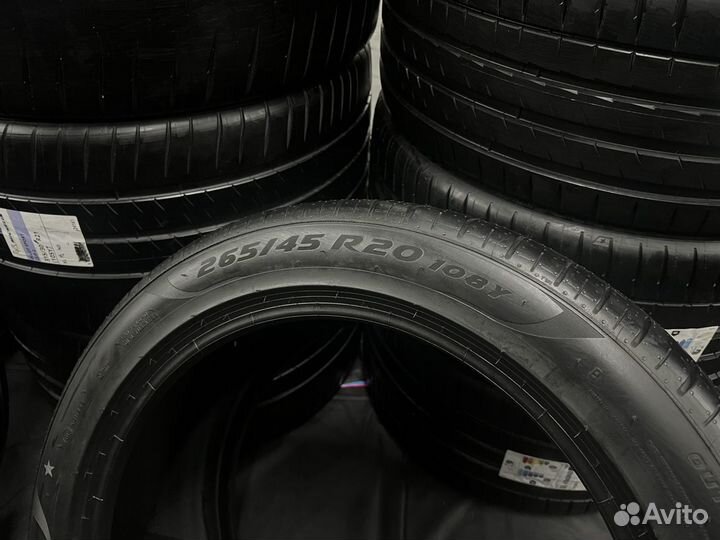 Pirelli P Zero PZ4 295/40 R20 и 265/45 R20 107Y