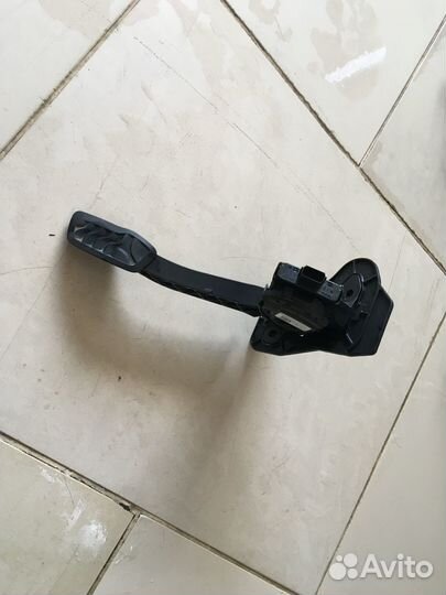 Педаль газа ford transit kk21 9r836ba 2021 год