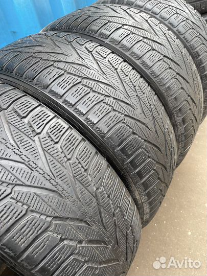 Nokian Tyres Hakkapeliitta R2 SUV 235/60 R18