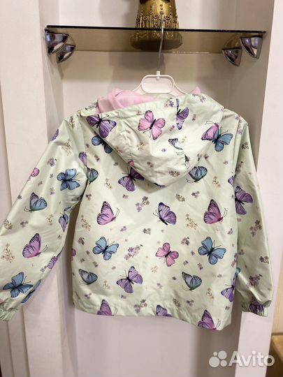 Ветровка для девочки