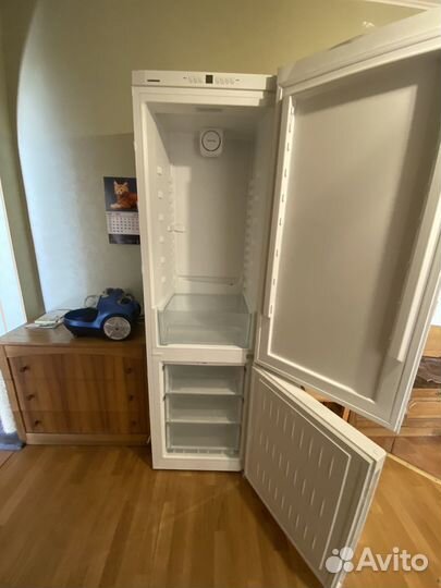 Холодильник Liebherr CN 4813-21, двухкамерный