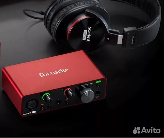 Focusrite Scarlett Solo 3rd Gen + наушники купить в Воронеже ...