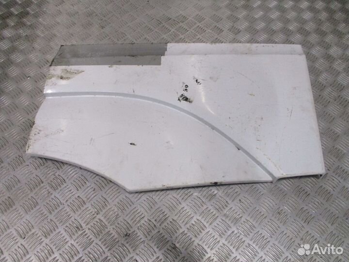 Крышка инструментального ящика Mercedes-Benz A9608