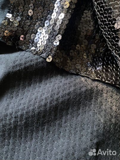 Ткань в пайетках для вечернего наряда