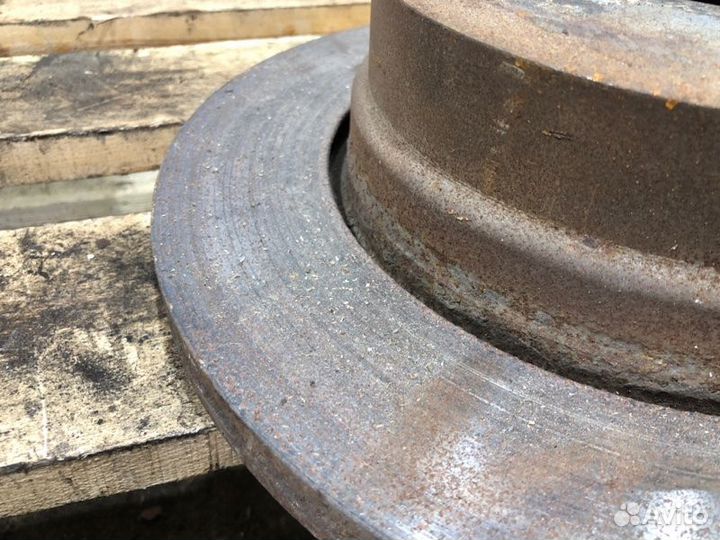 Диск тормозной задний Bmw 5 E60 N52B25 2005