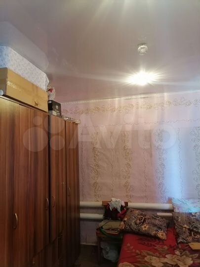 4-к. квартира, 52 м², 1/1 эт.