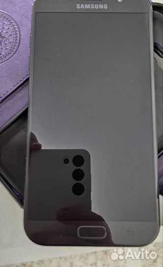 Samsung Galaxy A7 (2017) SM-A720F/DS, 3/32 ГБ