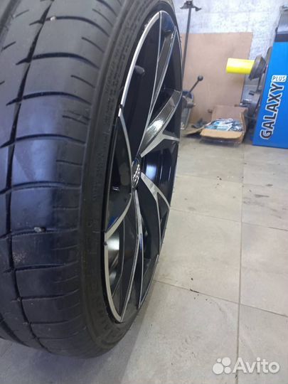 Колеса на VAG R 19, 235/35, 5/112