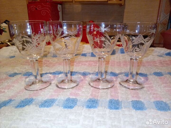 Рюмки разные набором