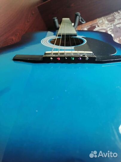 Акустическая гитара