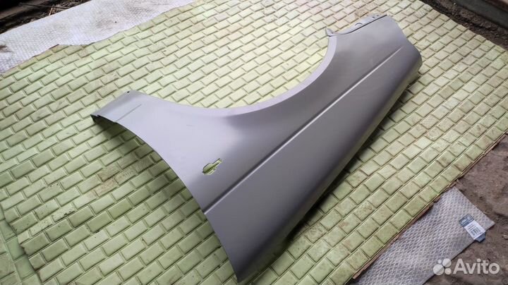 Левое крыло LADA Priora