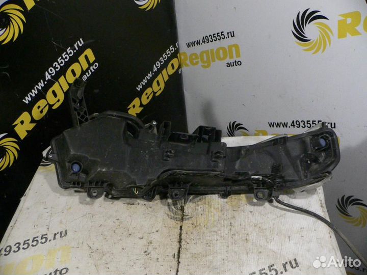 Фара дневного света правая (ходовые огни) Lexus