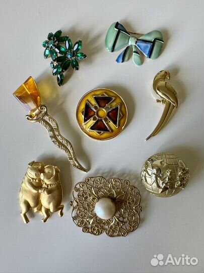 Винтажные броши Har AJC Haskell Weiss