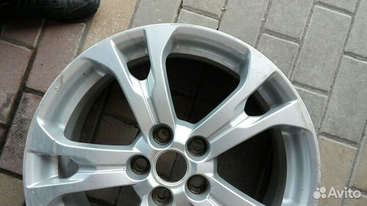 Мицубиси Аутлэндер