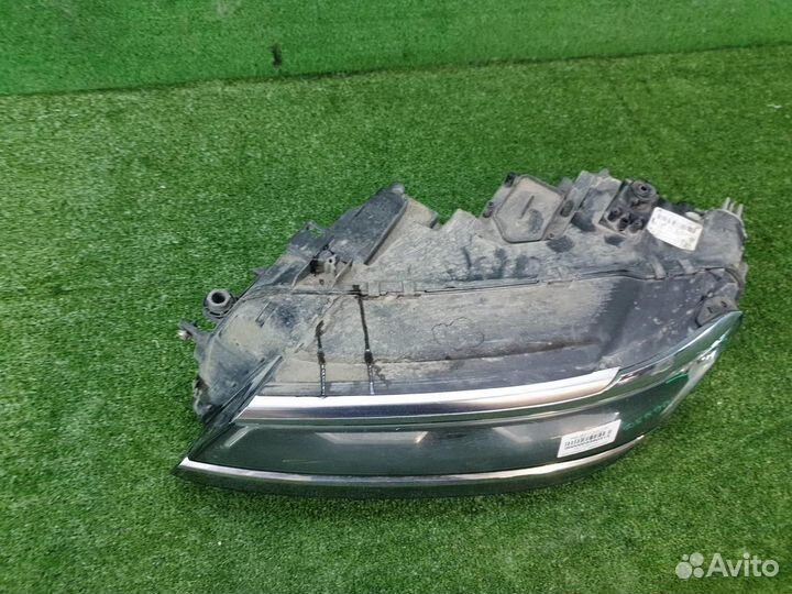 Фара левая Volkswagen Tiguan