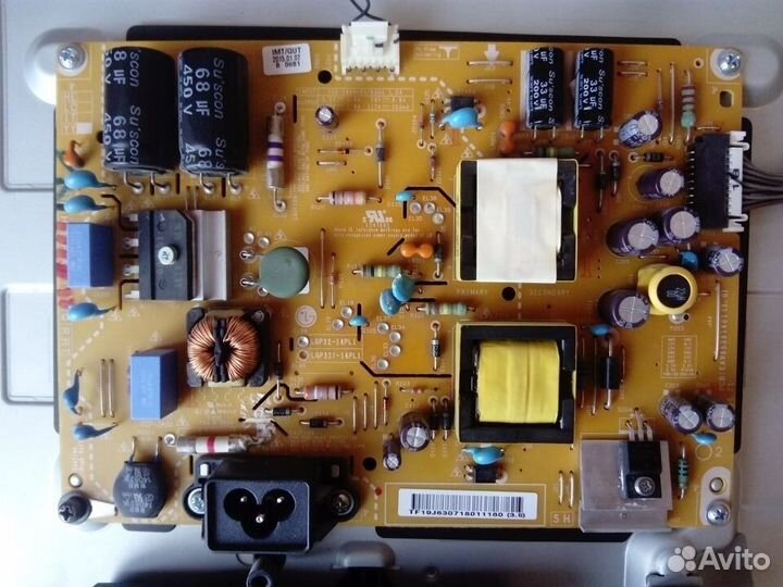 Телевизор Lg 32LB561U