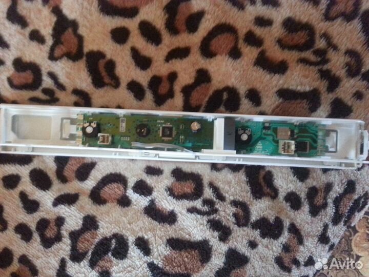 Детали от холодильника liebherr ICS 31130