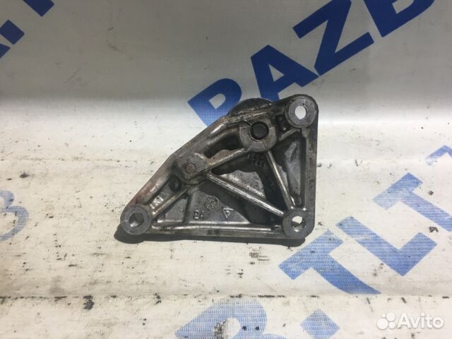 Кронштейн опоры двигателя citroen C4 1.6 ат хетчбе