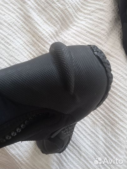 Гидроботинки