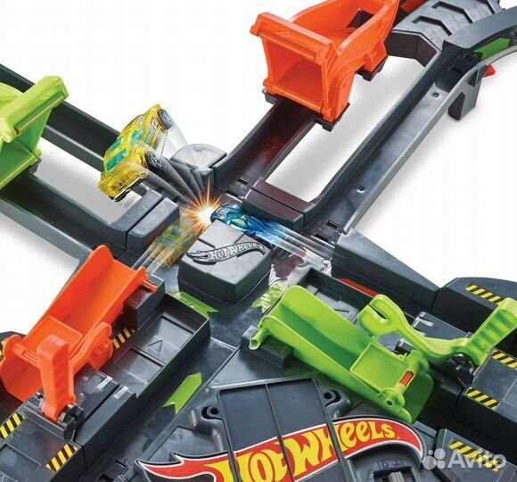 Mattel Hot Wheels Грандиозные столкновения, GFH87