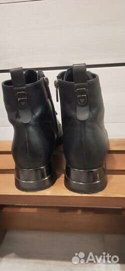 Сапоги женские, демисезон, нат. кожа, 39 размер