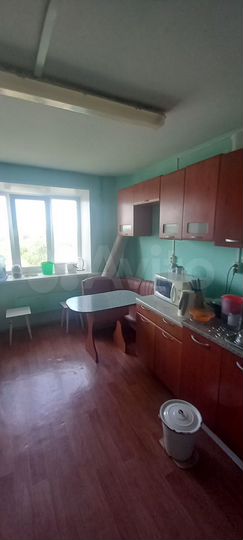 Комната 13 м² в 3-к., 9/9 эт.