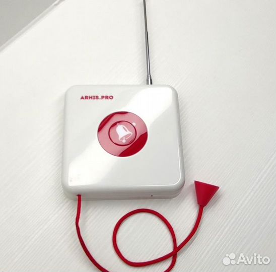 Кнопка вызова персонала для таулетов и санузлов