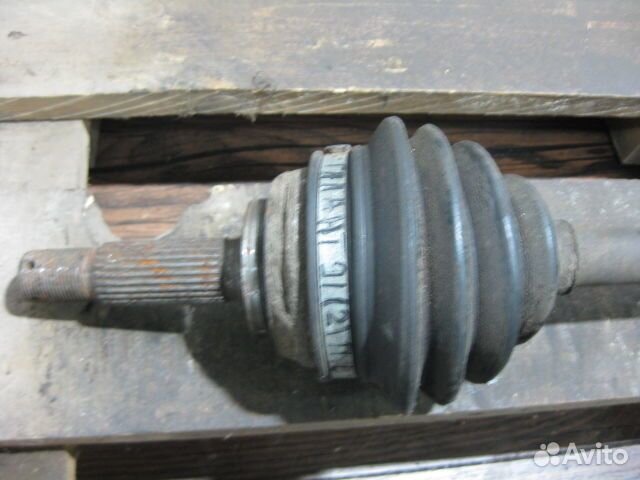 Полуось передняя правая Mitsubishi Galant (89-92 г