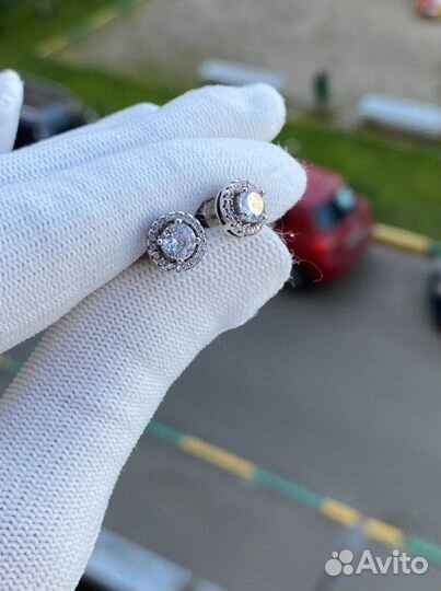 Серебряные серьги пусеты