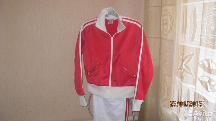 Спортивный костюм