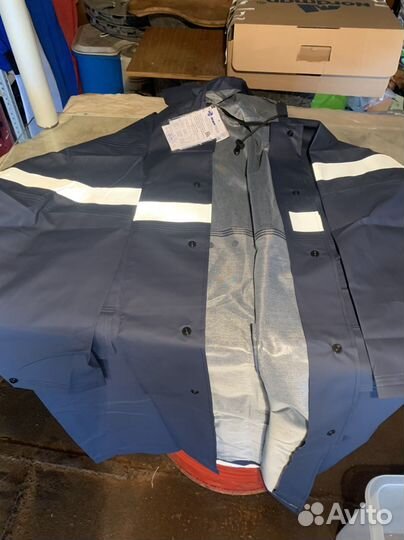 Плащи. Костюмы от воды