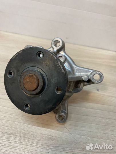 Насос водяной (помпа) Kia Rio 4 Hyundai Solaris 2