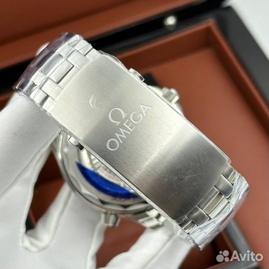 Часы omega seamaster white dial