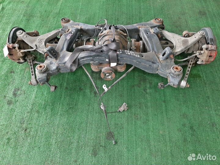 Балка nissan gloria Y34 vq25dd