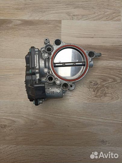 Дроссельная заслонка BMW X3 G01 2018 13548601651