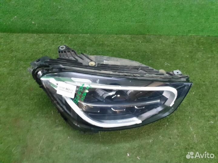 Фара правая Mercedes-Benz GLC