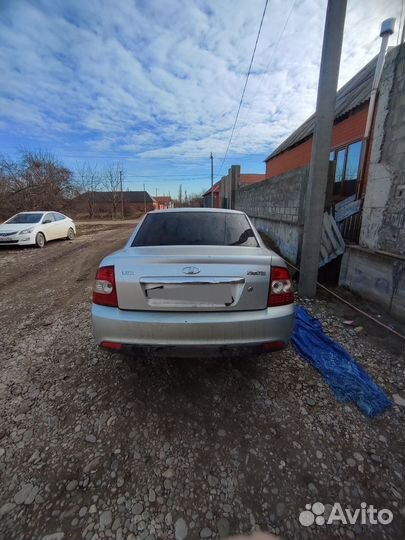 LADA Priora 1.6 МТ, 2011, битый, 198 000 км